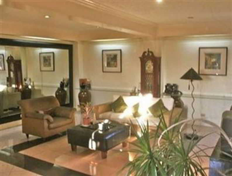 Stone House Quezon City San Juan  Buitenkant foto